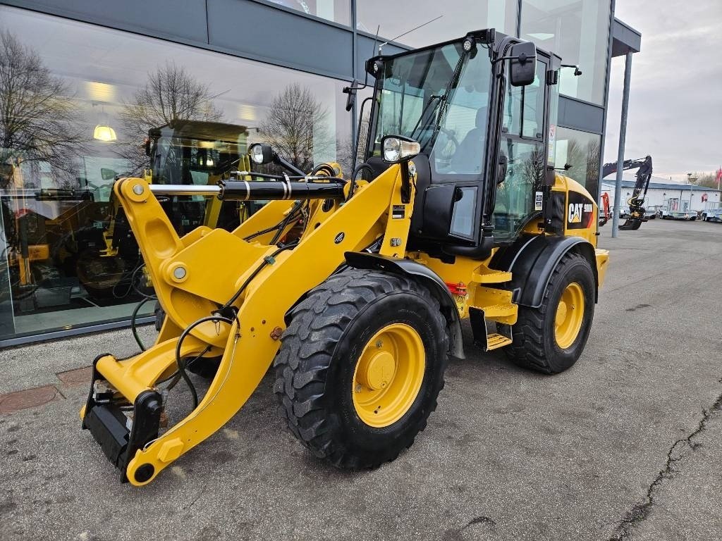 Radlader del tipo CAT 908m, Gebrauchtmaschine en Fårevejle (Imagen 4)