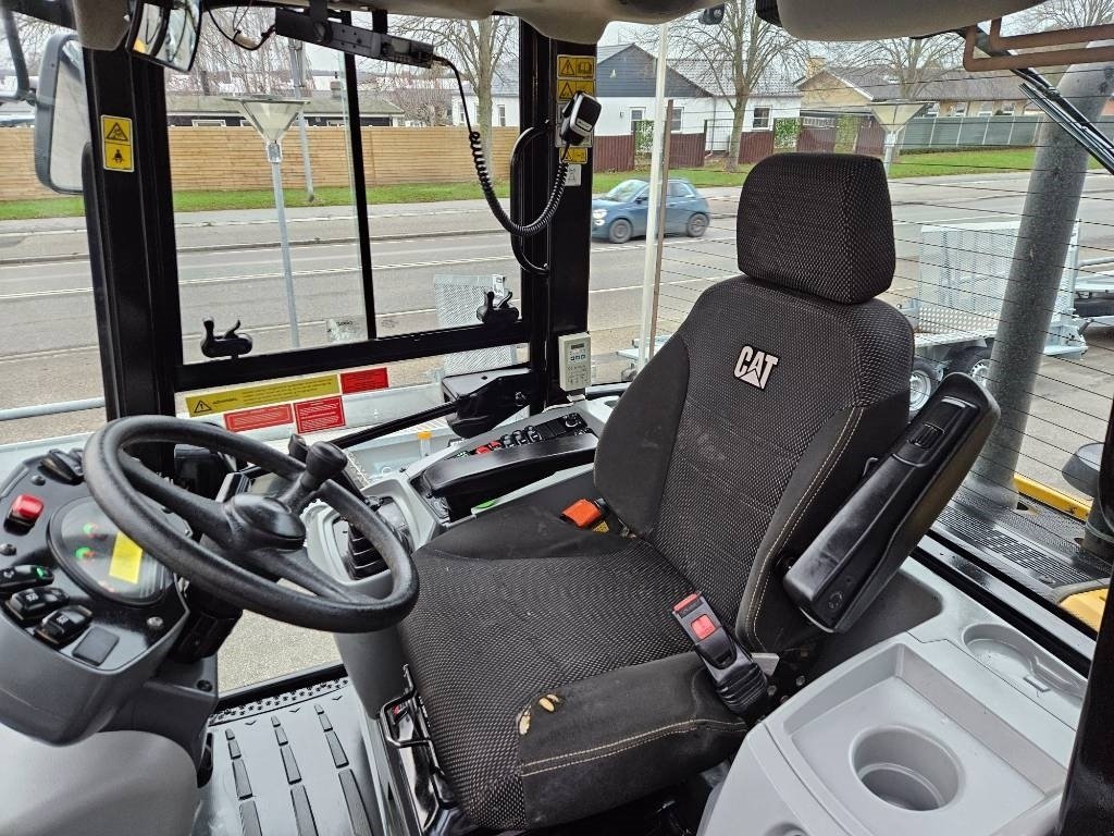 Radlader del tipo CAT 908m, Gebrauchtmaschine en Fårevejle (Imagen 7)