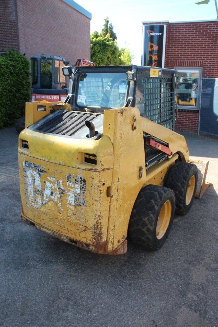 Radlader типа Caterpillar 216B3, Gebrauchtmaschine в Antwerpen (Фотография 5)