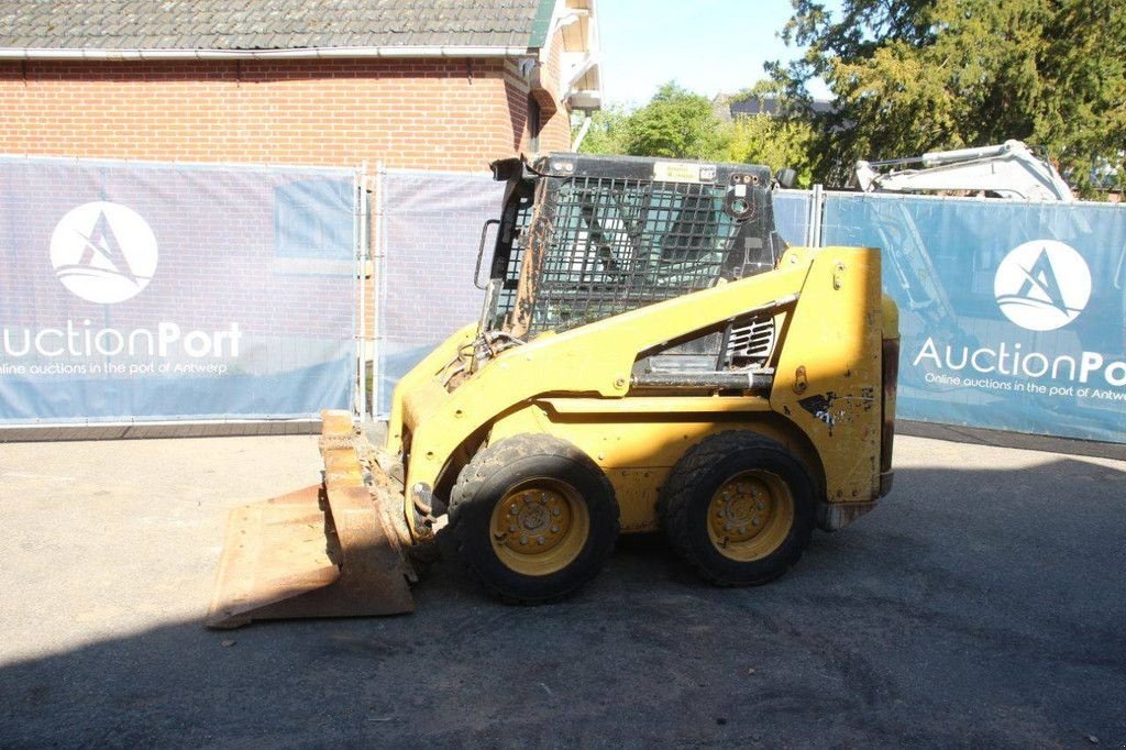 Radlader типа Caterpillar 216B3, Gebrauchtmaschine в Antwerpen (Фотография 1)