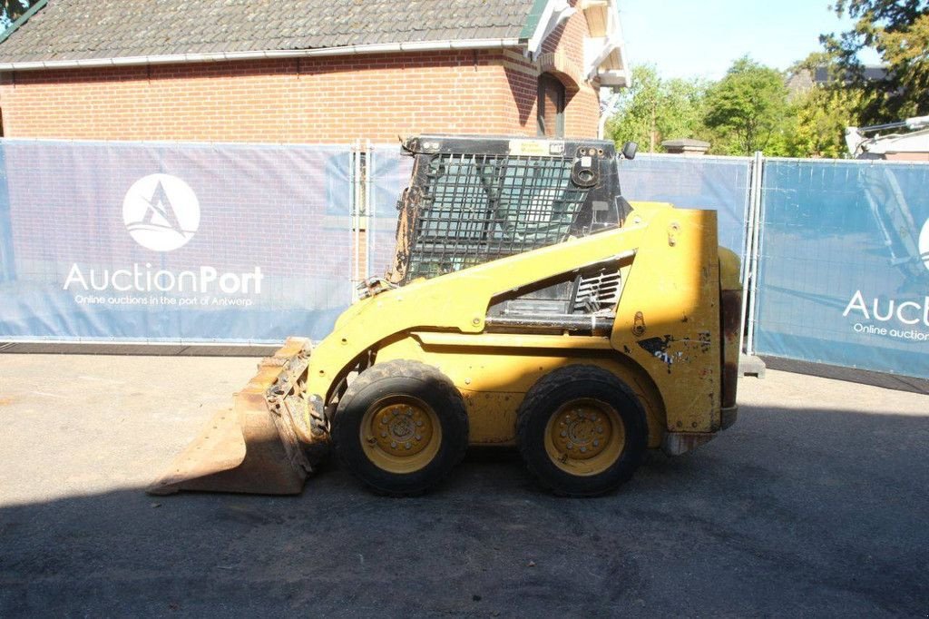 Radlader типа Caterpillar 216B3, Gebrauchtmaschine в Antwerpen (Фотография 2)