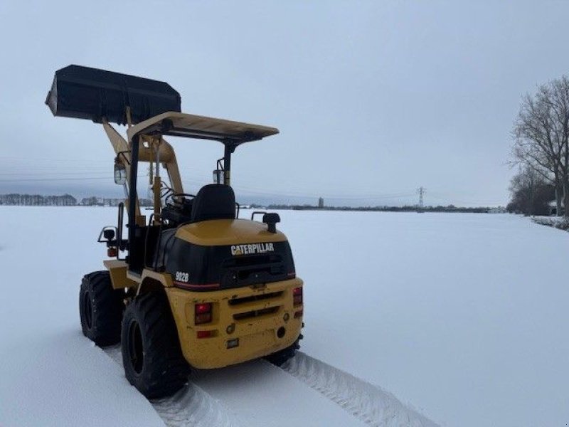 Radlader типа Caterpillar 902B, Gebrauchtmaschine в Klaaswaal (Фотография 3)