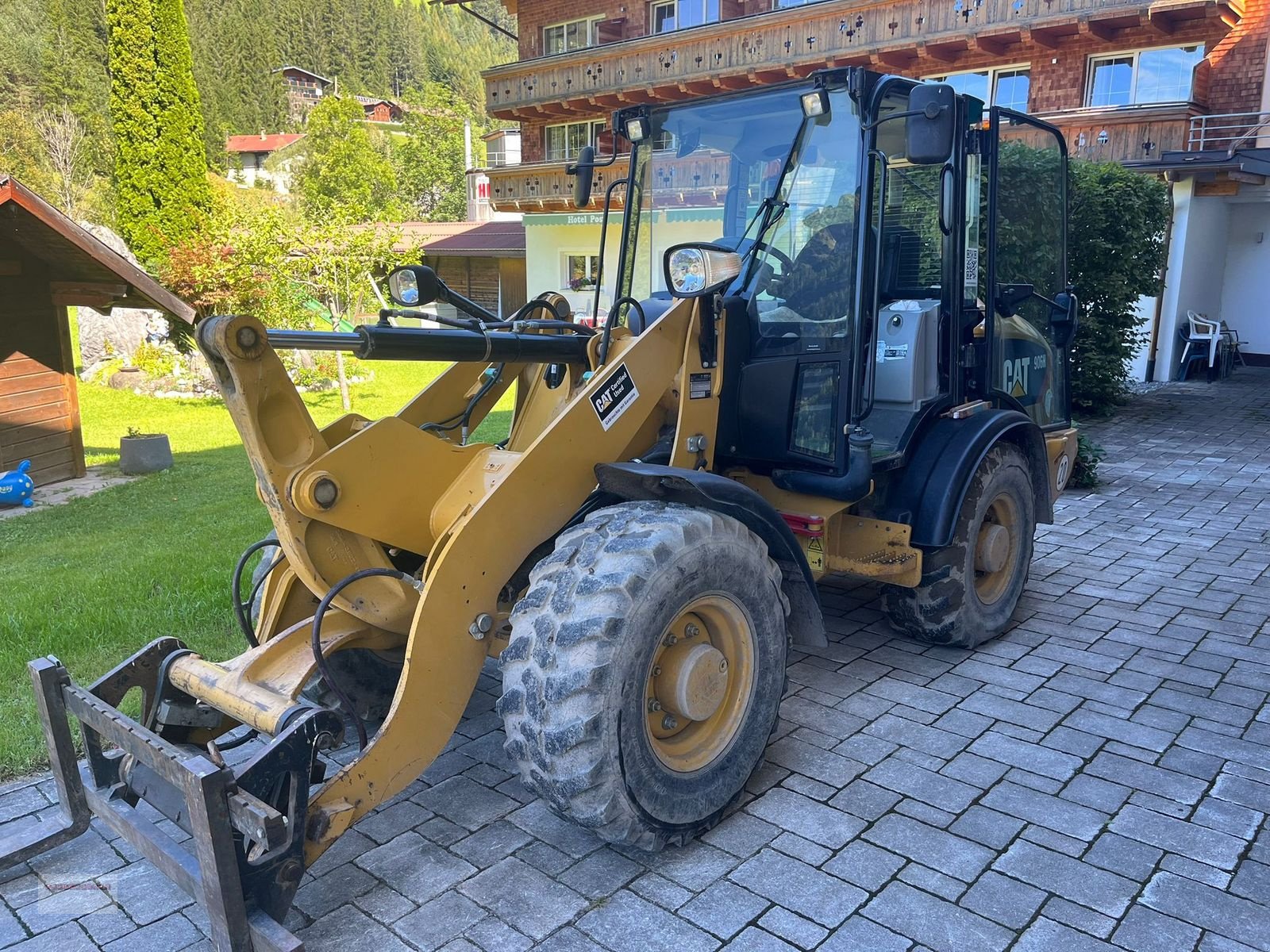 Radlader of the type Caterpillar 906 H in TOP ZUstand, Gebrauchtmaschine in Tarsdorf (Picture 1)