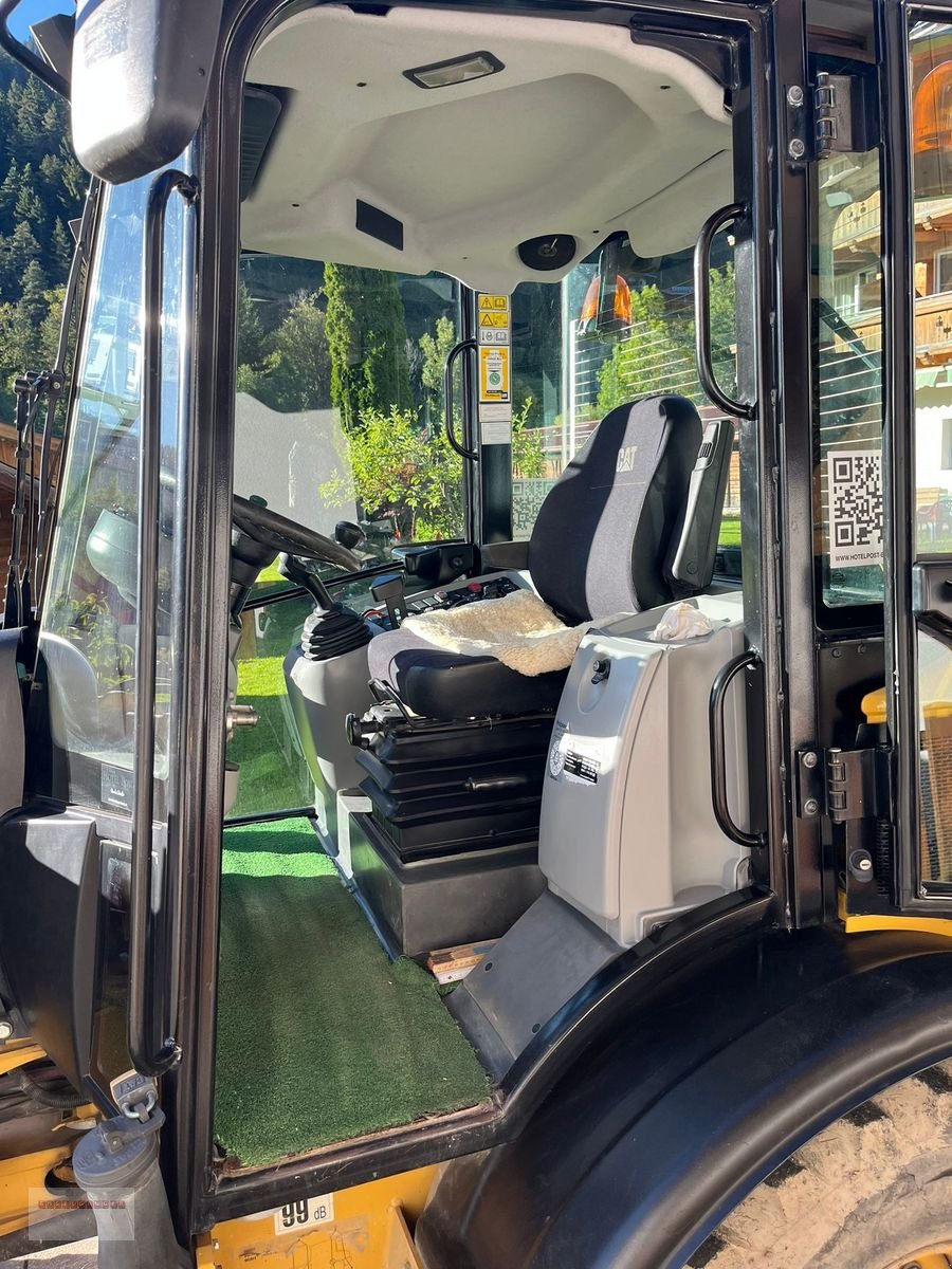 Radlader of the type Caterpillar 906 H in TOP ZUstand, Gebrauchtmaschine in Tarsdorf (Picture 10)