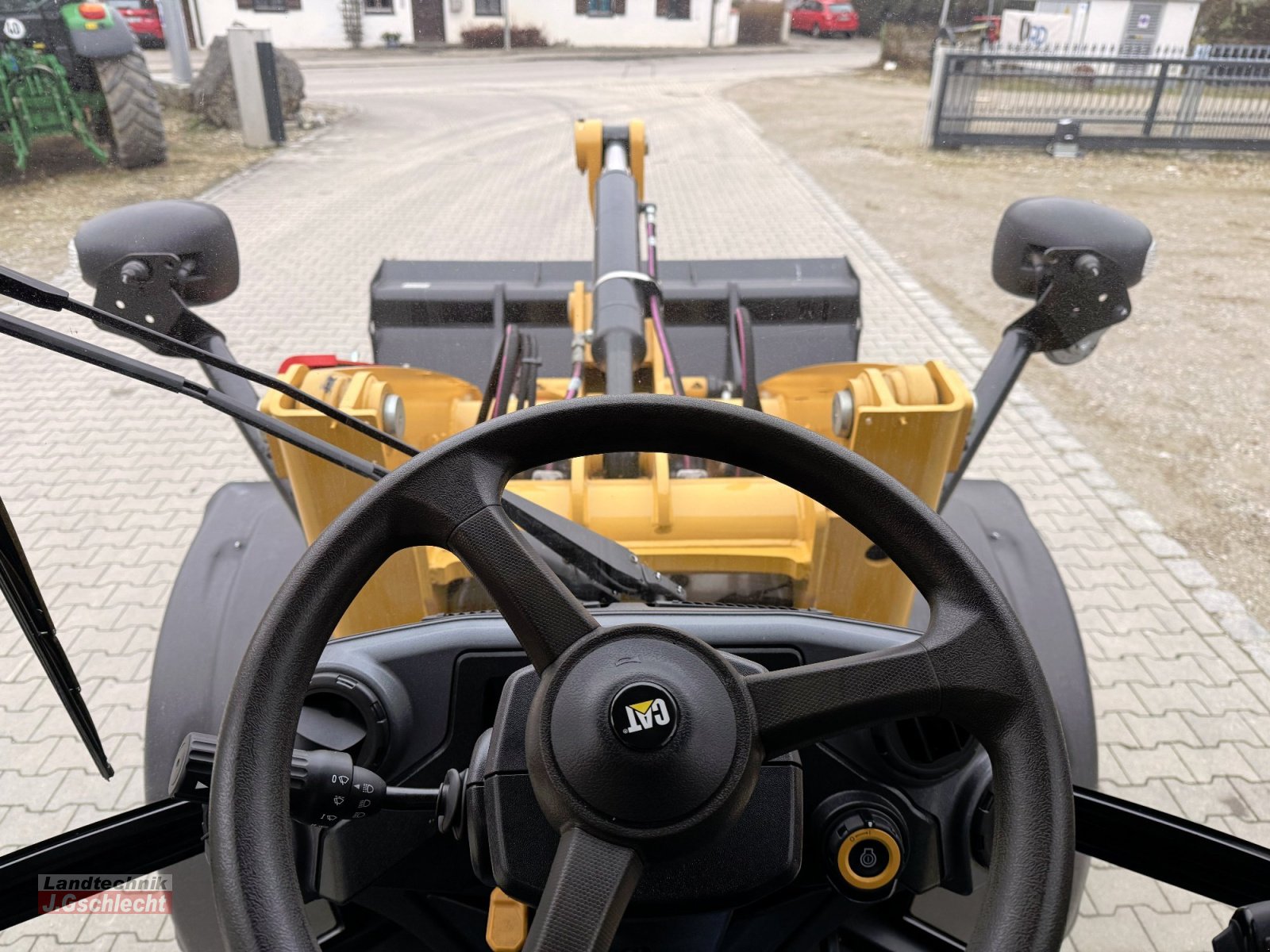 Radlader of the type Caterpillar 906, Gebrauchtmaschine in Mühldorf (Picture 24)