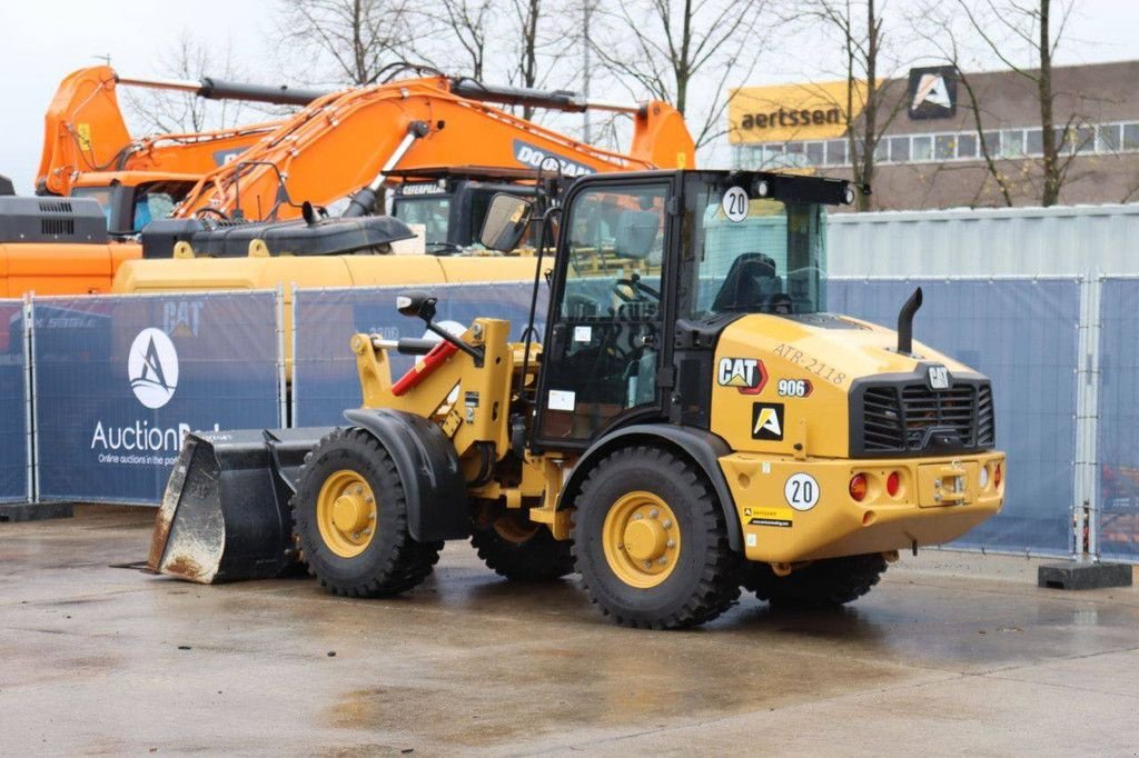 Radlader des Typs Caterpillar 906, Gebrauchtmaschine in Antwerpen (Bild 3)