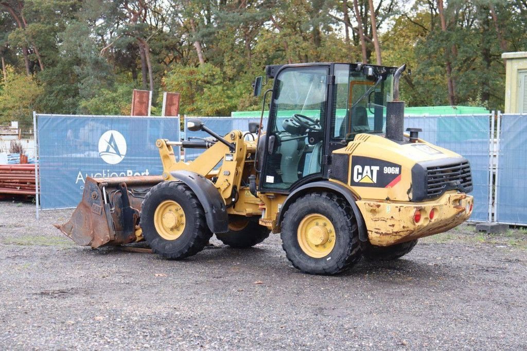 Radlader van het type Caterpillar 906H, Gebrauchtmaschine in Antwerpen (Foto 3)