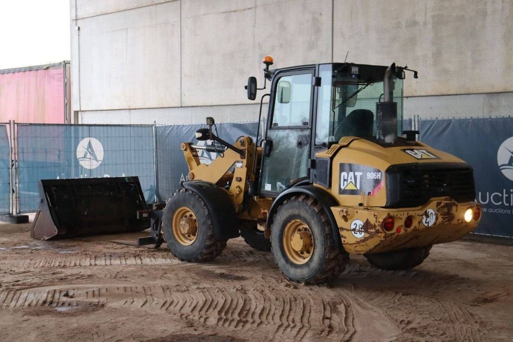 Radlader of the type Caterpillar 906H, Gebrauchtmaschine in Antwerpen (Picture 4)
