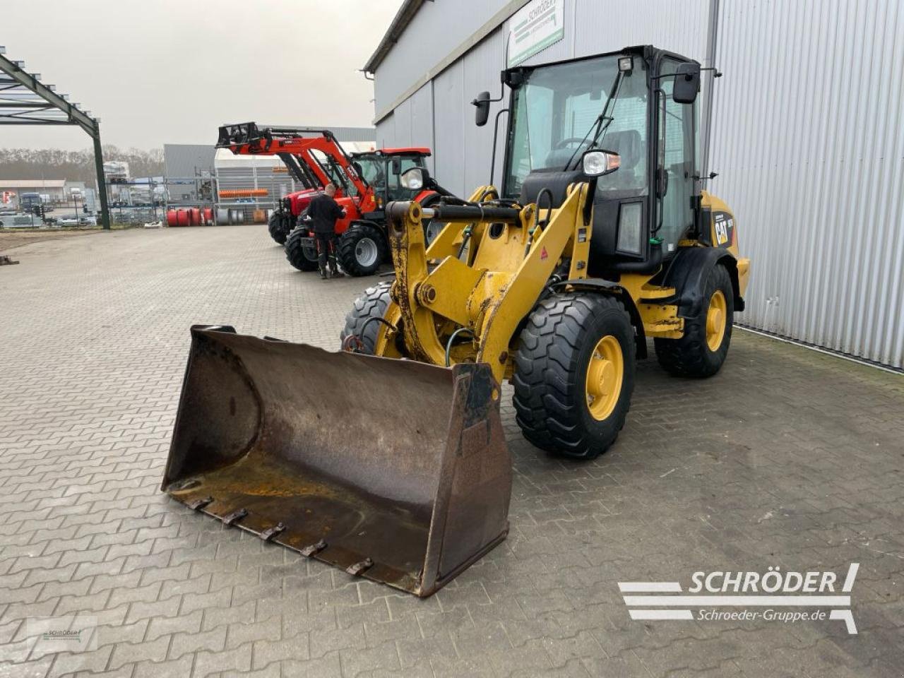 Radlader del tipo Caterpillar 907 H + SCHAUFEL + PALETTENGABEL, Gebrauchtmaschine en Wildeshausen (Imagen 8)