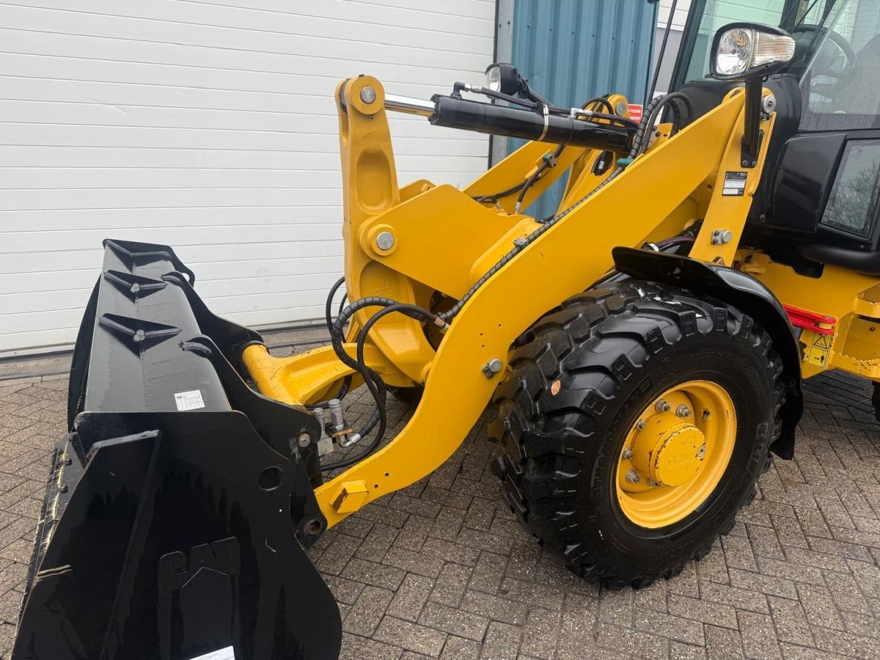 Radlader типа Caterpillar 907H, Gebrauchtmaschine в Oirschot (Фотография 9)