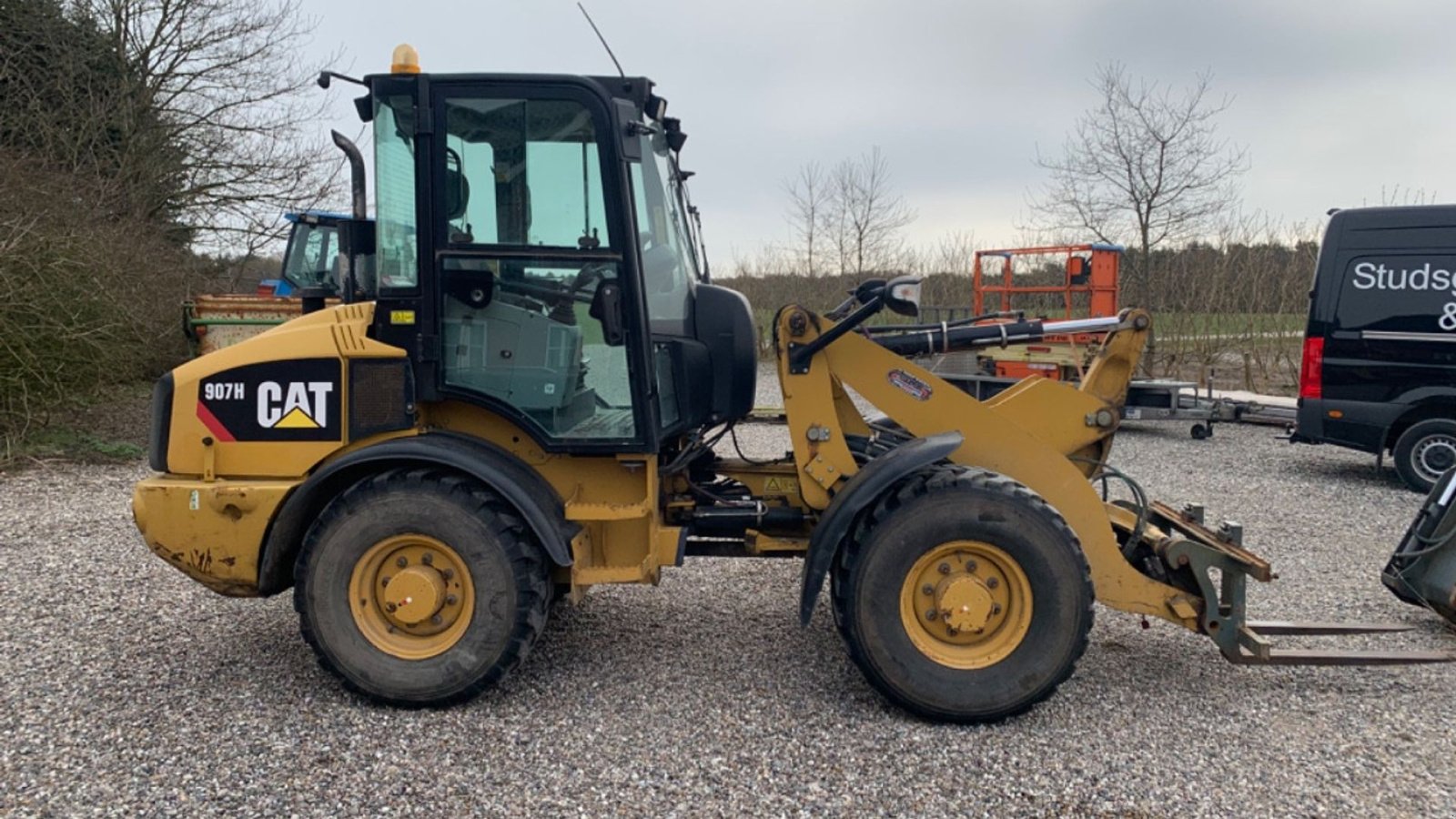 Radlader of the type Caterpillar 907H, Gebrauchtmaschine in Nørager (Picture 3)