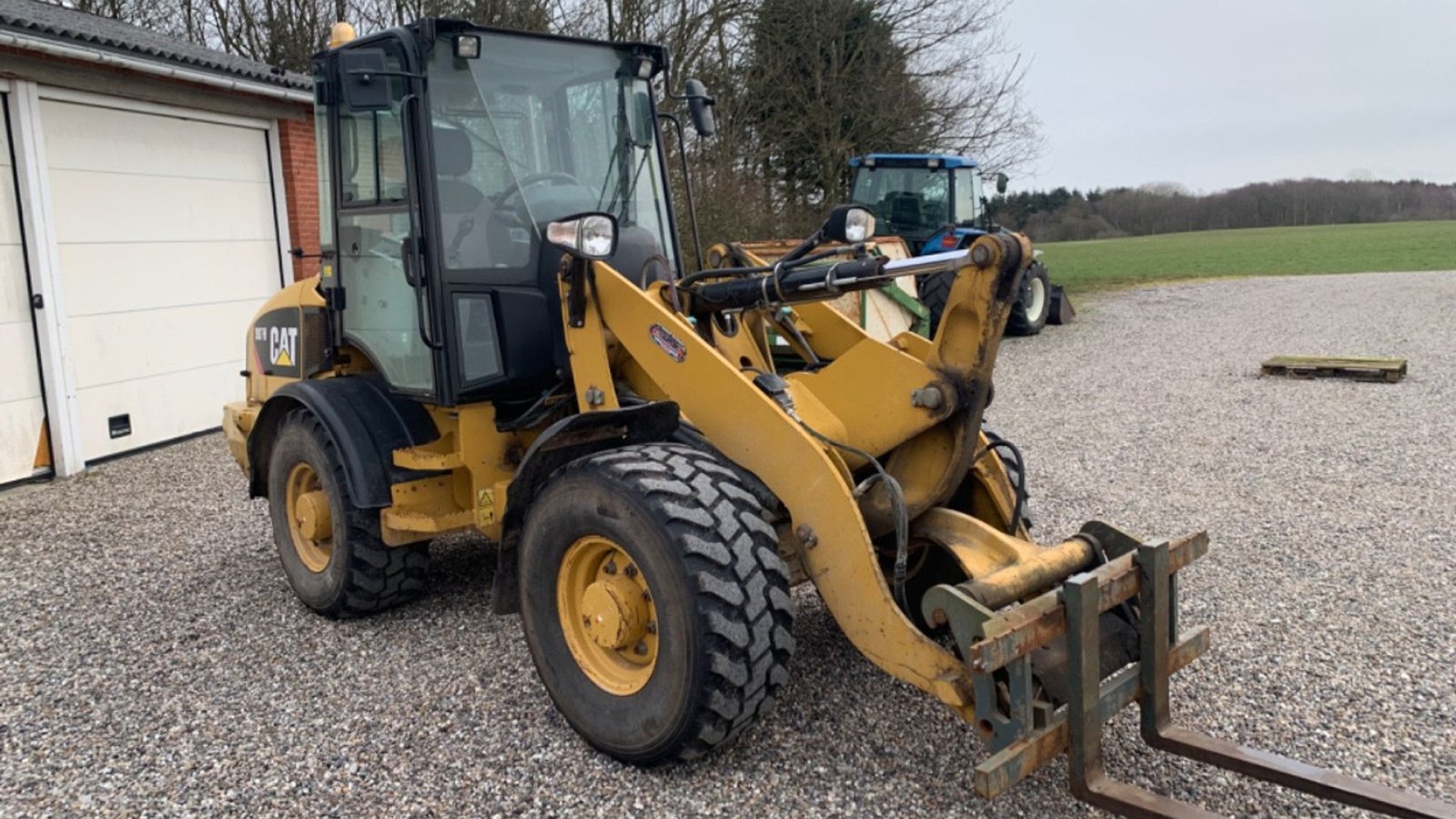 Radlader of the type Caterpillar 907H, Gebrauchtmaschine in Nørager (Picture 2)