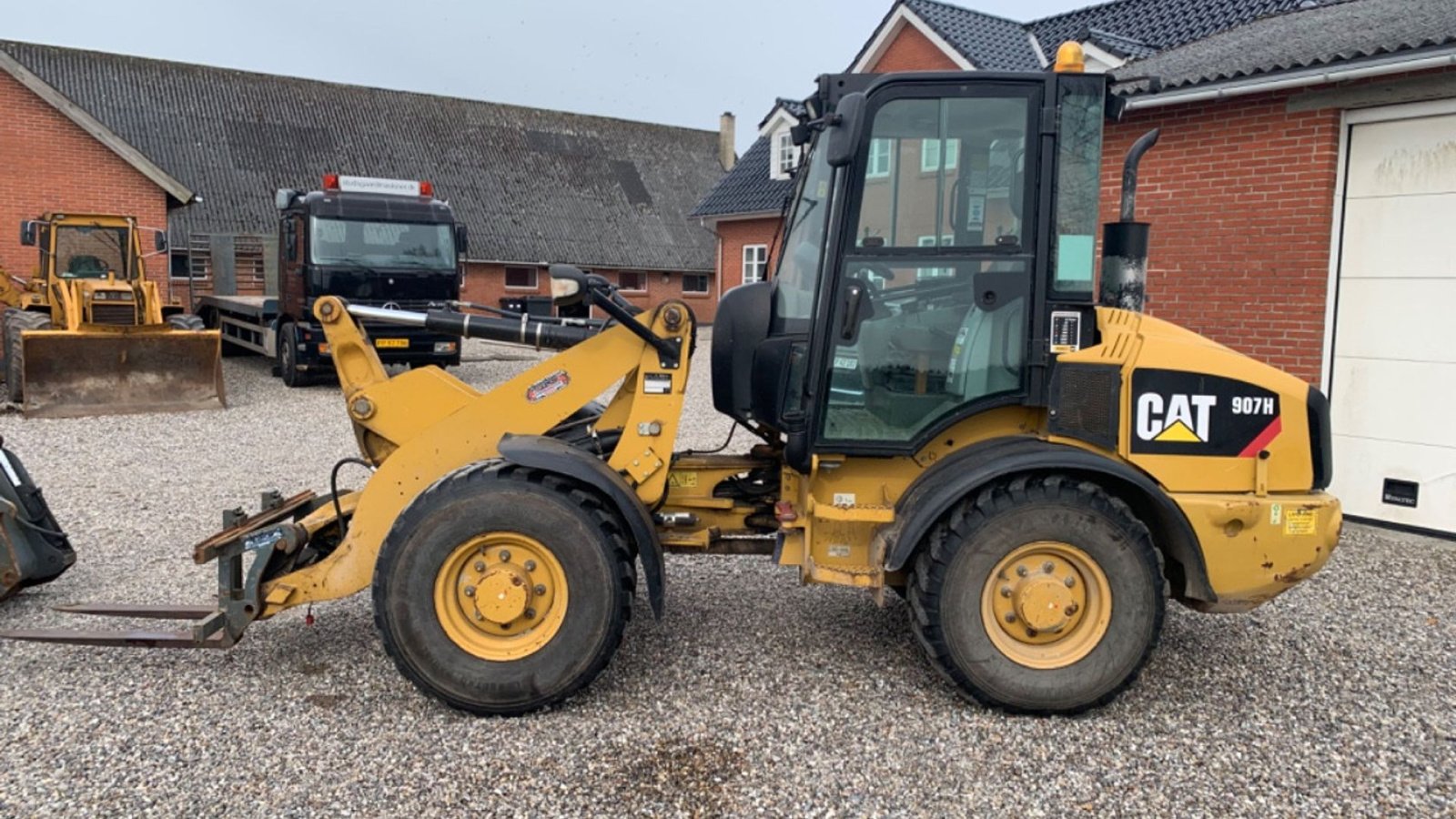 Radlader of the type Caterpillar 907H, Gebrauchtmaschine in Nørager (Picture 5)