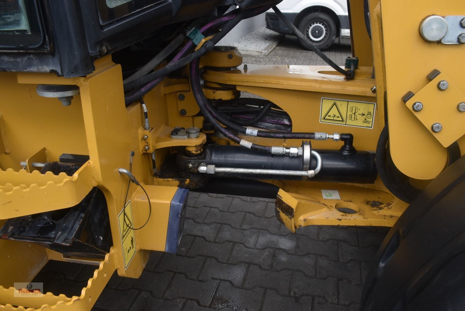 Radlader of the type Caterpillar 907M mit Straßenzulassung, Gebrauchtmaschine in Putzleinsdorf (Picture 12)