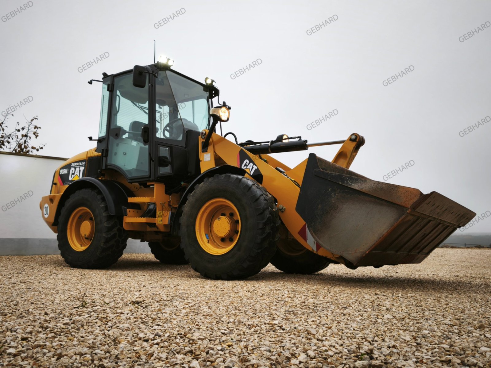 Radlader of the type Caterpillar 908 H2 mit Schaufel Paletten- Gabel Hoflader Cat, Gebrauchtmaschine in Großschönbrunn (Picture 4)