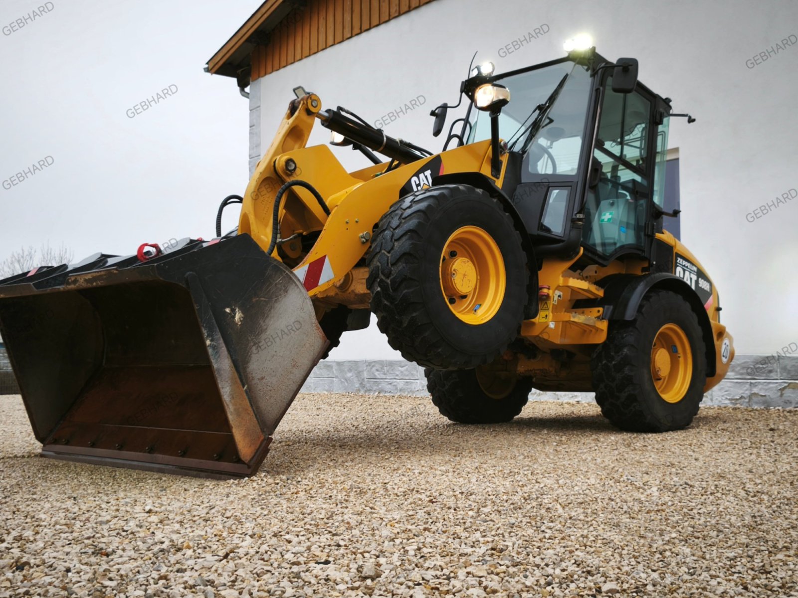 Radlader of the type Caterpillar 908 H2 mit Schaufel Paletten- Gabel Hoflader Cat, Gebrauchtmaschine in Großschönbrunn (Picture 7)