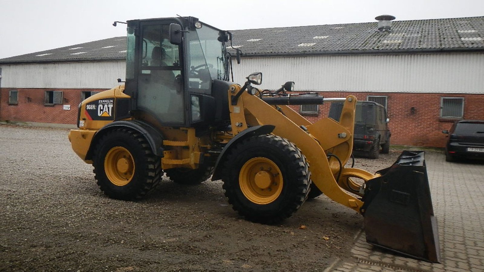 Radlader of the type Caterpillar 908 H2, Gebrauchtmaschine in Aabenraa (Picture 8)