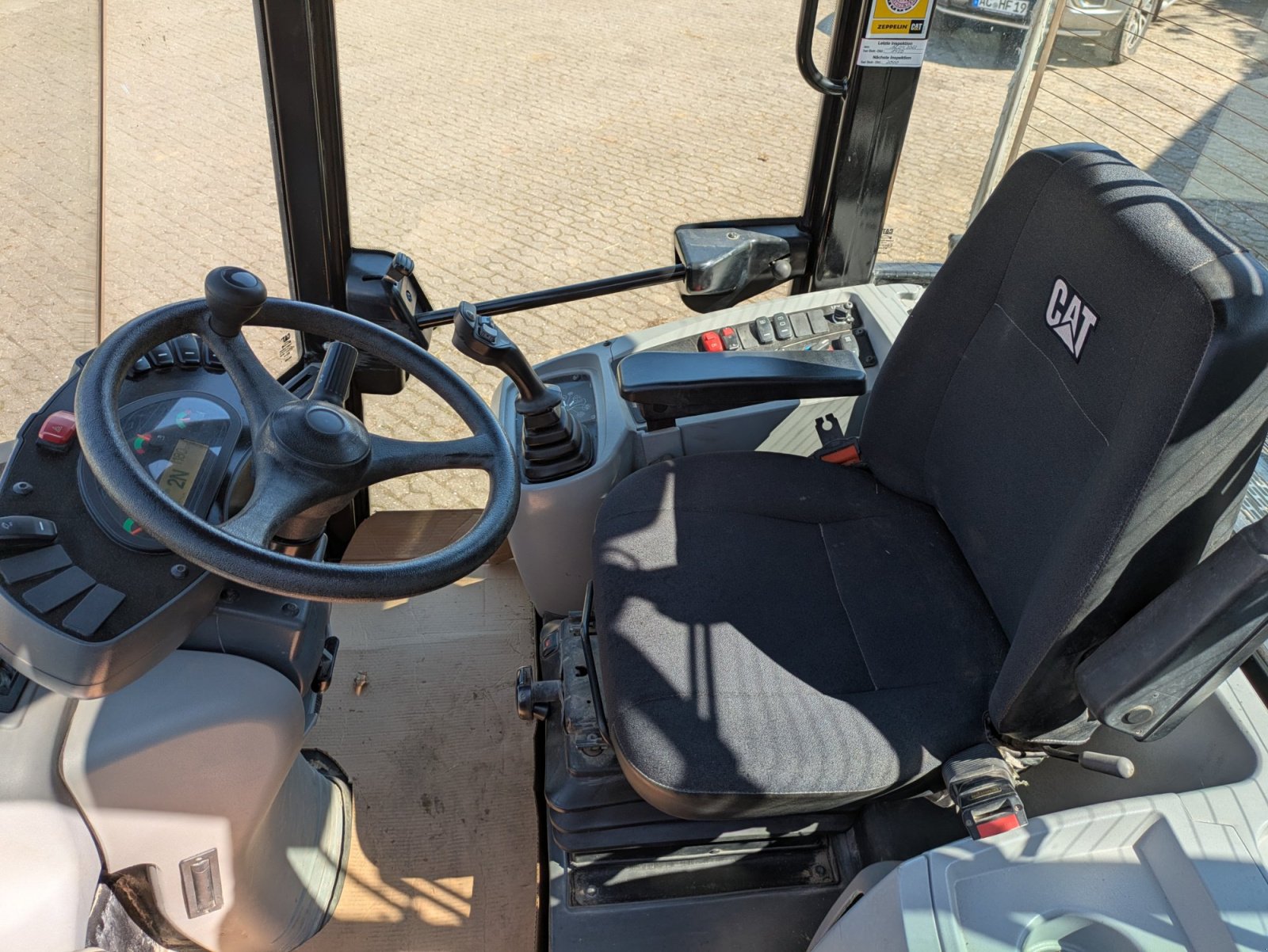 Radlader tip Caterpillar 908 M, Gebrauchtmaschine in Eschweiler (Poză 3)