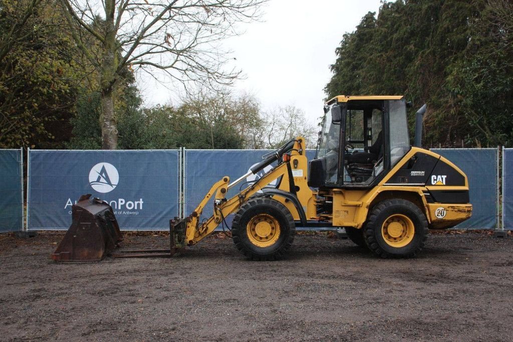 Radlader typu Caterpillar 908, Gebrauchtmaschine v Antwerpen (Obrázek 2)
