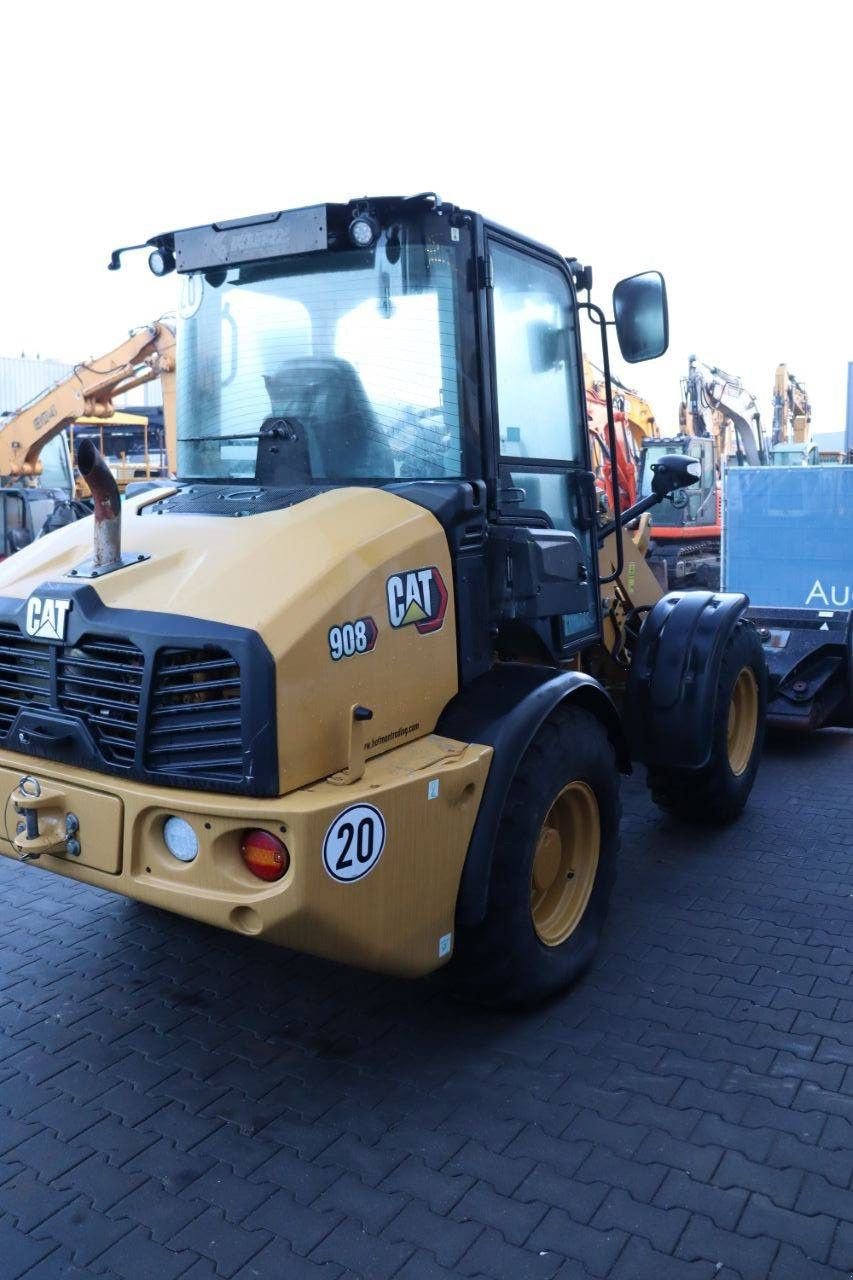 Radlader typu Caterpillar 908, Gebrauchtmaschine v Antwerpen (Obrázek 7)