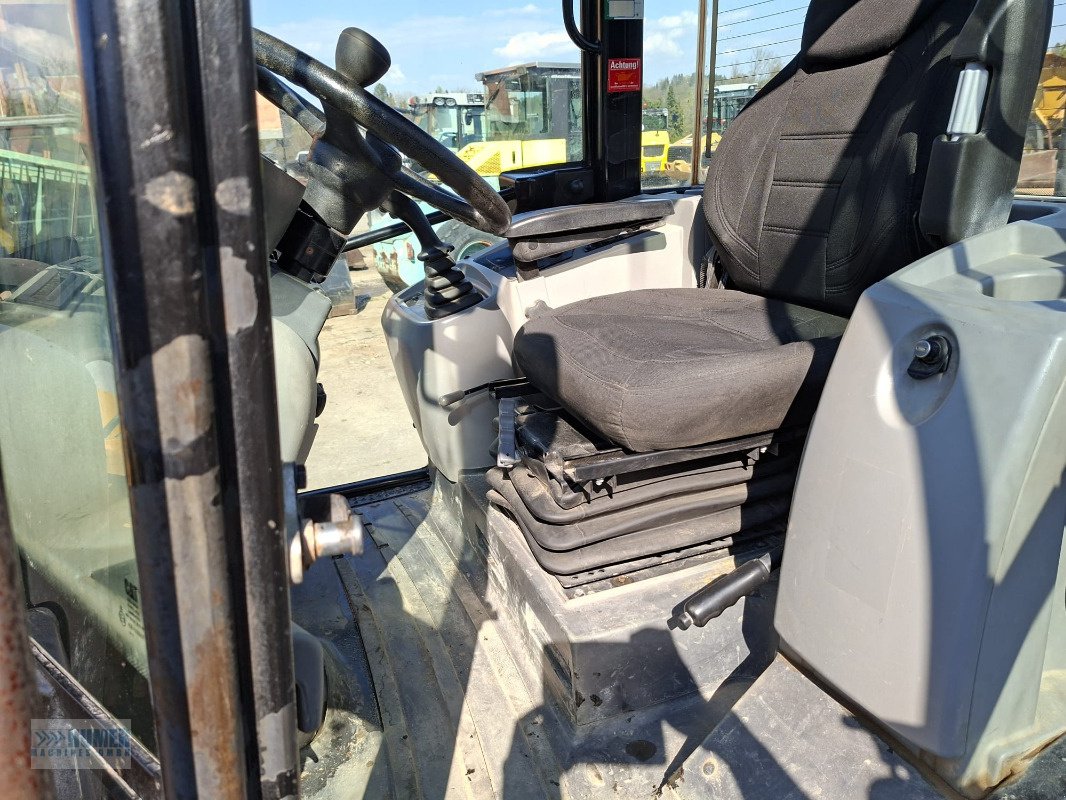 Radlader van het type Caterpillar 908M, Neumaschine in Vorchdorf (Foto 11)