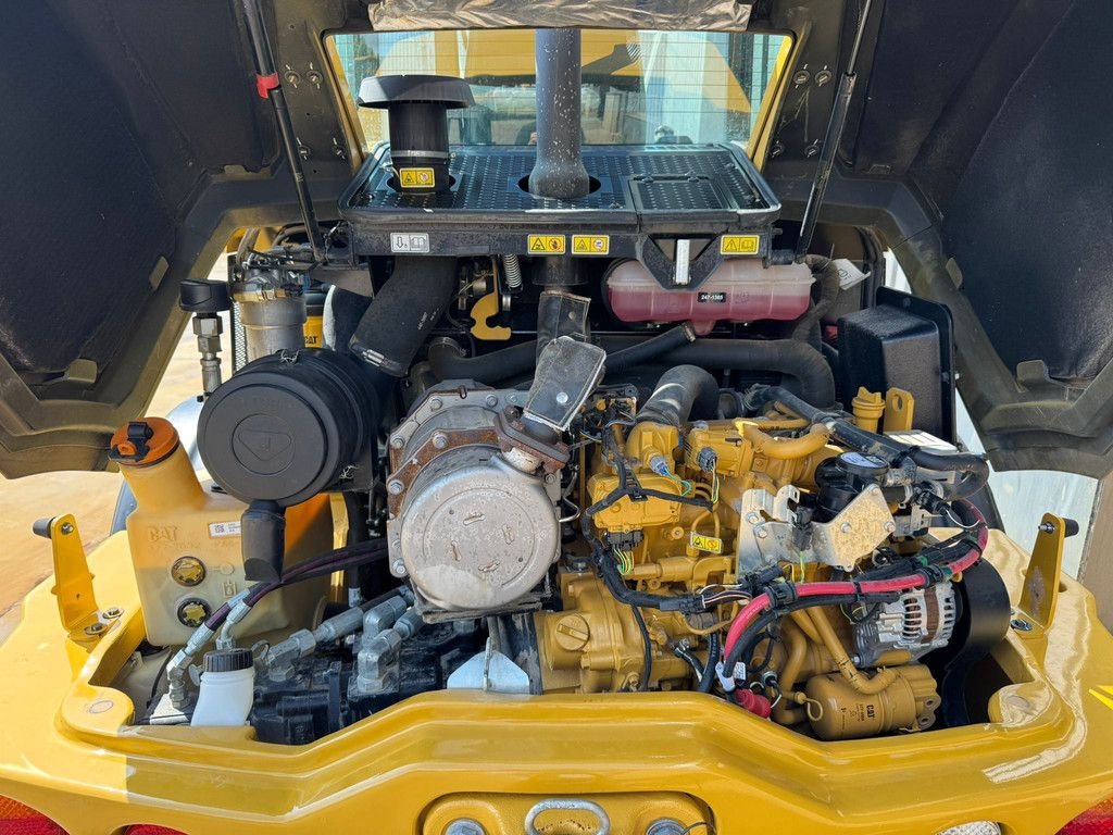 Radlader of the type Caterpillar 908M, Gebrauchtmaschine in Velddriel (Picture 10)