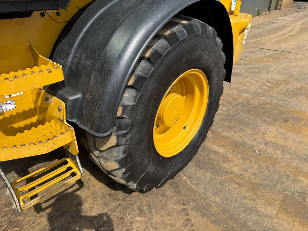 Radlader of the type Caterpillar 908M, Gebrauchtmaschine in Velddriel (Picture 10)