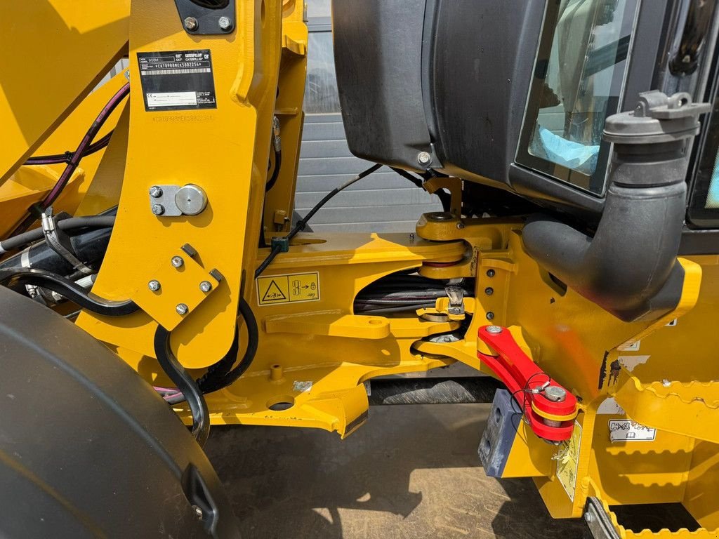 Radlader of the type Caterpillar 908M, Gebrauchtmaschine in Velddriel (Picture 11)