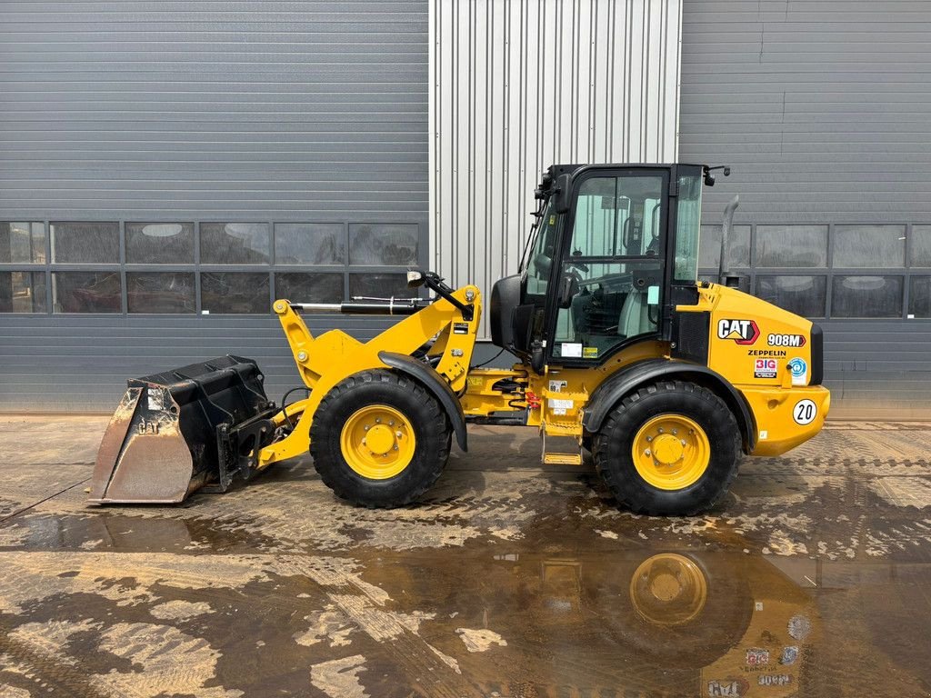 Radlader des Typs Caterpillar 908M, Gebrauchtmaschine in Velddriel (Bild 1)