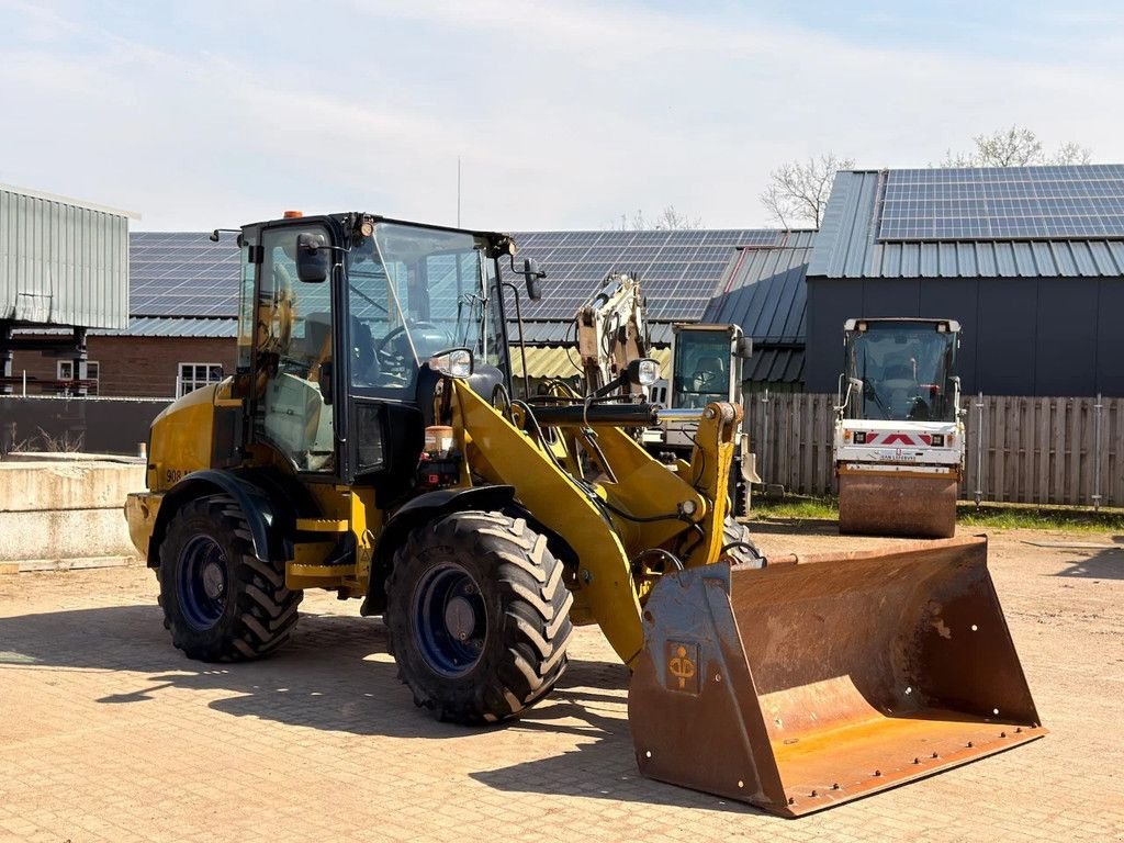 Radlader typu Caterpillar 908M, Gebrauchtmaschine w Oost West en Middelbeers (Zdjęcie 5)