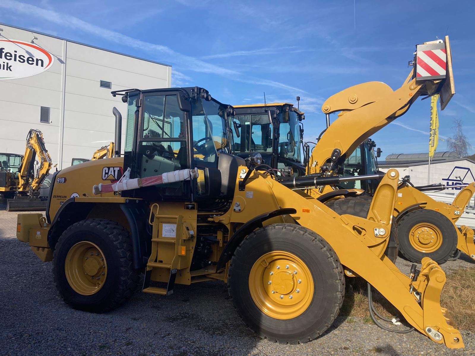 Radlader van het type Caterpillar 910, Neumaschine in Untermaßfeld (Foto 2)