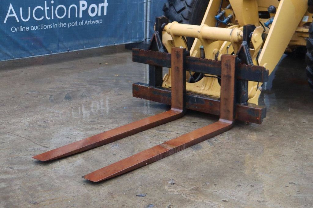 Radlader des Typs Caterpillar 918M, Gebrauchtmaschine in Antwerpen (Bild 11)