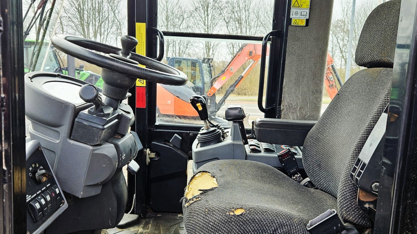 Radlader от тип Caterpillar 930G / brede dæk, 3. funktion og smøreanlæg / god servicehistorik, Gebrauchtmaschine в Arden (Снимка 13)