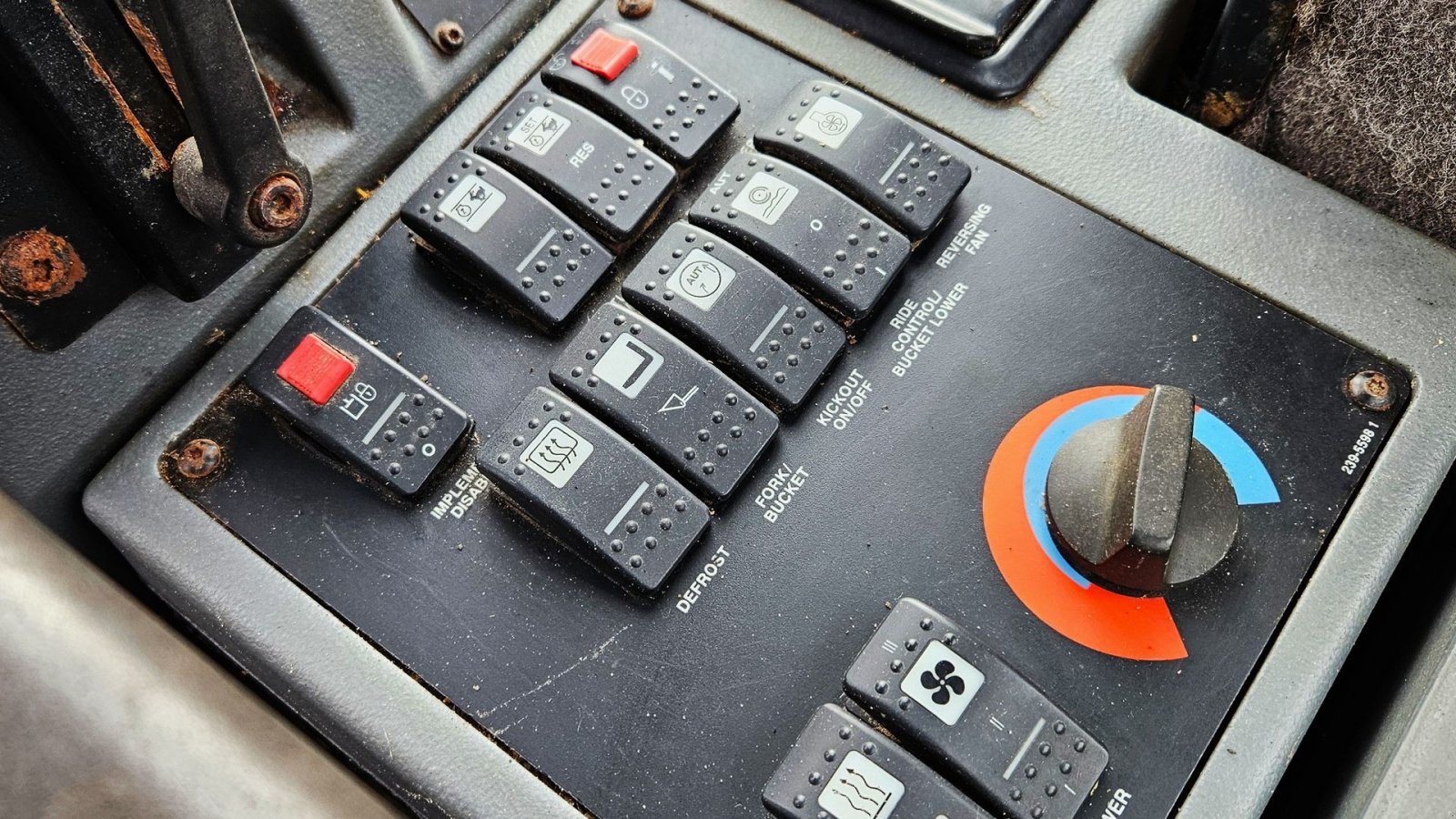 Radlader του τύπου Caterpillar 930G / god historik / 3. funktion & smøreanlæg, Gebrauchtmaschine σε Arden (Φωτογραφία 16)