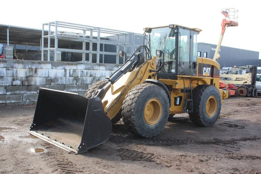 Radlader tip Caterpillar 930G, Gebrauchtmaschine in Antwerpen (Poză 9)