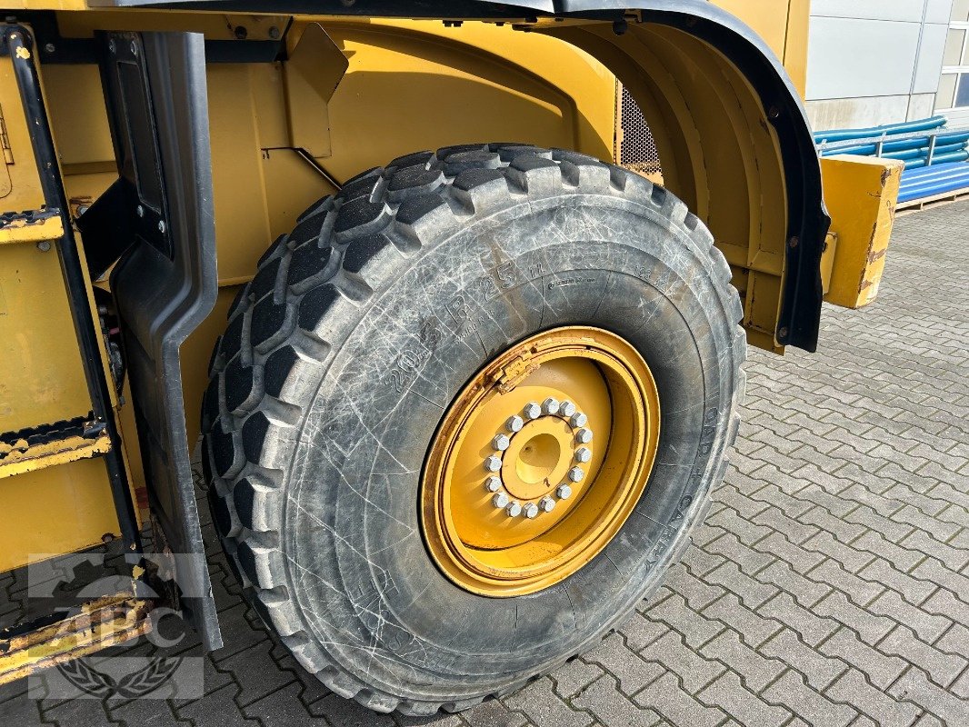 Radlader des Typs Caterpillar 938 H, Gebrauchtmaschine in Cloppenburg (Bild 12)
