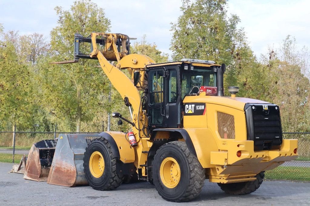 Radlader typu Caterpillar 938 M 2X BUCKET JIB FORKS BSS GOOD CONDITION, Gebrauchtmaschine v Marknesse (Obrázek 3)