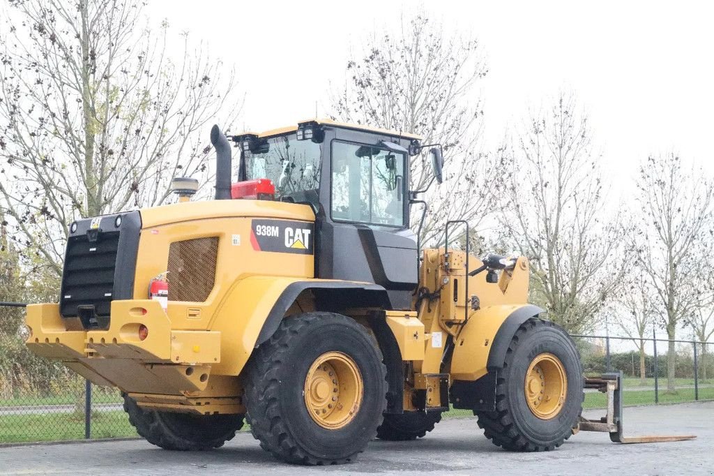 Radlader des Typs Caterpillar 938 M 2X BUCKET JIB FORKS BSS GOOD CONDITION, Gebrauchtmaschine in Marknesse (Bild 7)