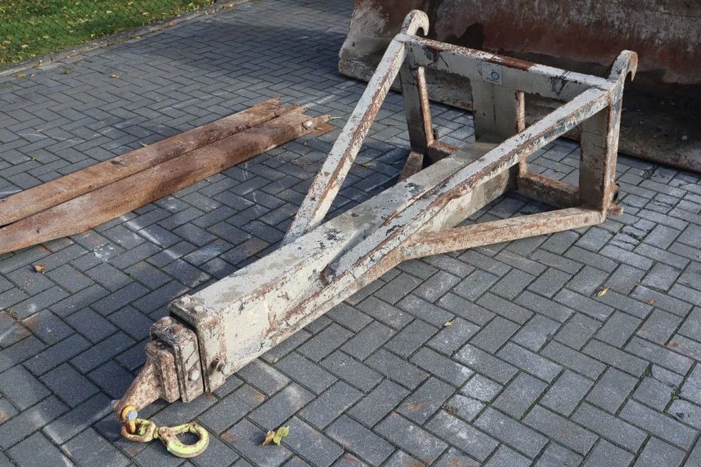 Radlader от тип Caterpillar 938 M 2X BUCKET JIB FORKS BSS GOOD CONDITION, Gebrauchtmaschine в Marknesse (Снимка 9)