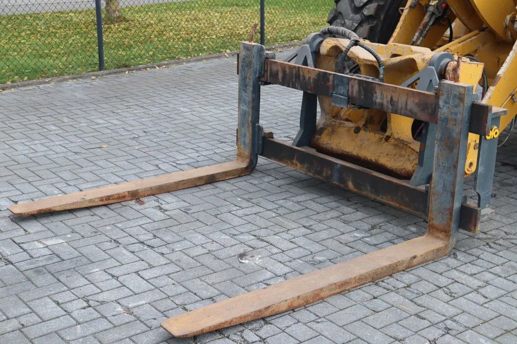 Radlader от тип Caterpillar 938 M 2X BUCKET JIB FORKS BSS GOOD CONDITION, Gebrauchtmaschine в Marknesse (Снимка 10)