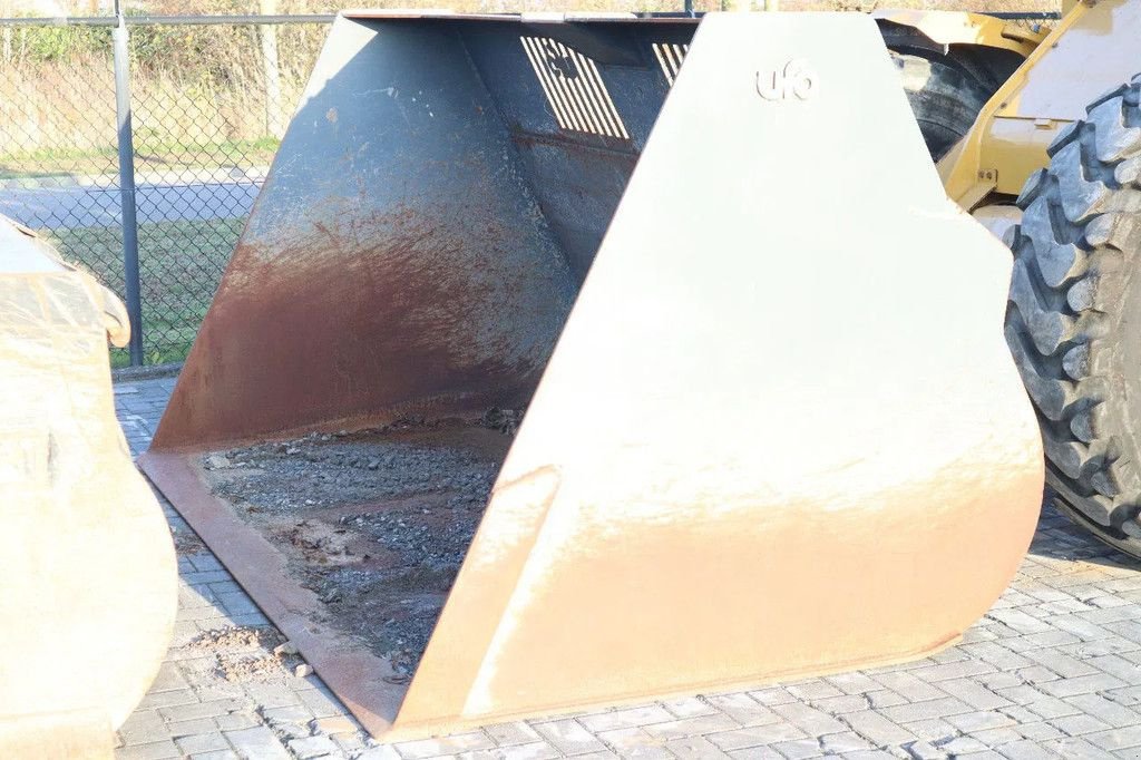 Radlader a típus Caterpillar 938 M 2X BUCKET JIB FORKS BSS GOOD CONDITION, Gebrauchtmaschine ekkor: Marknesse (Kép 8)