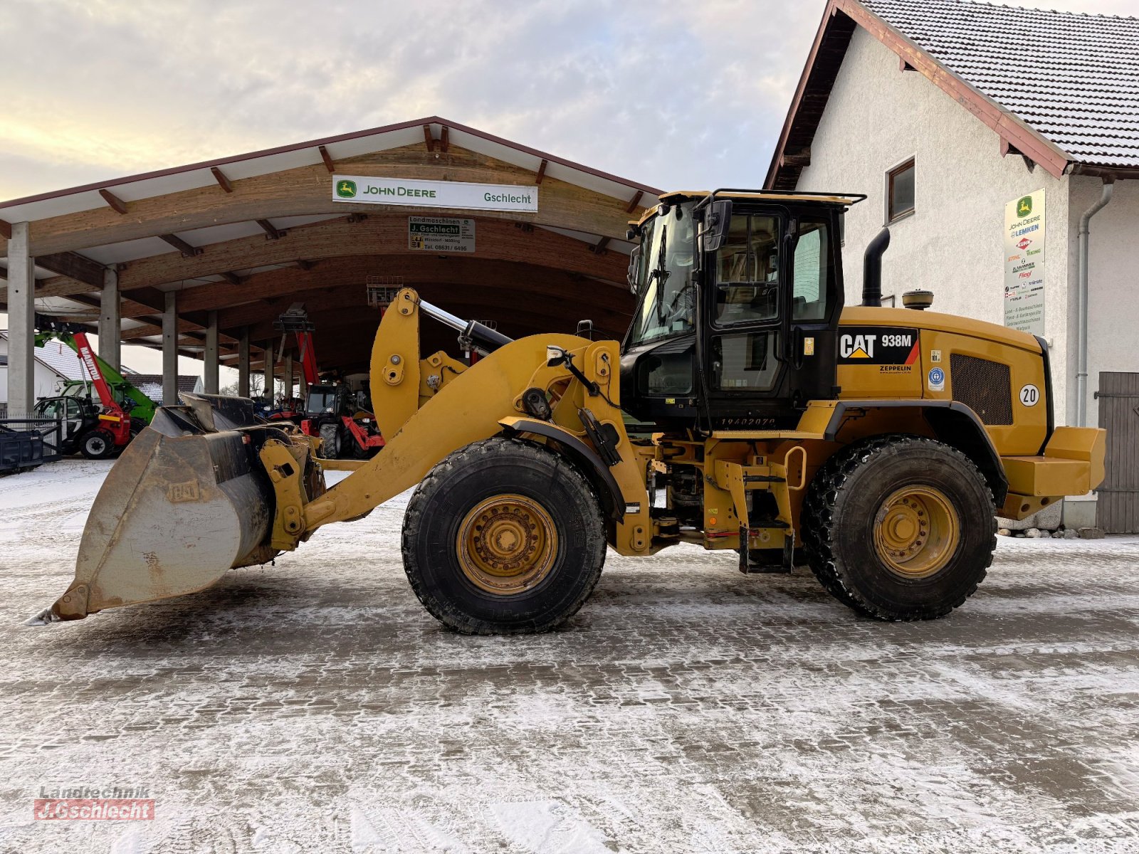 Radlader tipa Caterpillar 938M, Gebrauchtmaschine u Mühldorf (Slika 1)