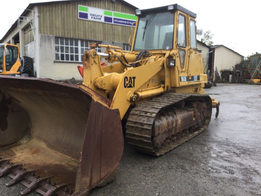 Radlader des Typs Caterpillar 963B, Gebrauchtmaschine in L'ISLE JOURDAIN (Bild 1)