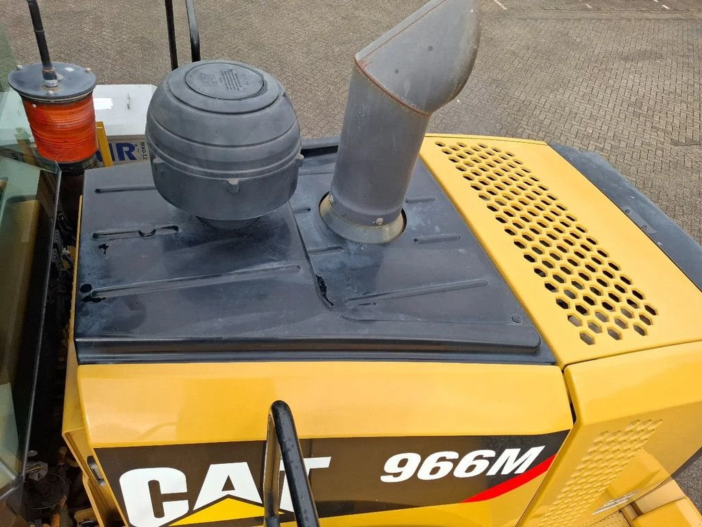Radlader of the type Caterpillar 966M, Gebrauchtmaschine in Heijen (Picture 8)