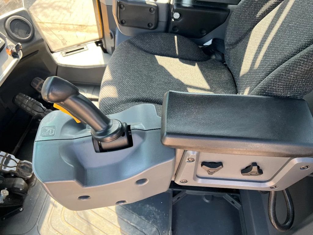 Radlader of the type Caterpillar 966M, Gebrauchtmaschine in Doetinchem (Picture 9)