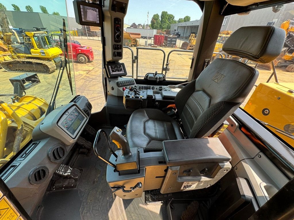 Radlader des Typs Caterpillar 988 XE High Lift, Gebrauchtmaschine in Velddriel (Bild 7)