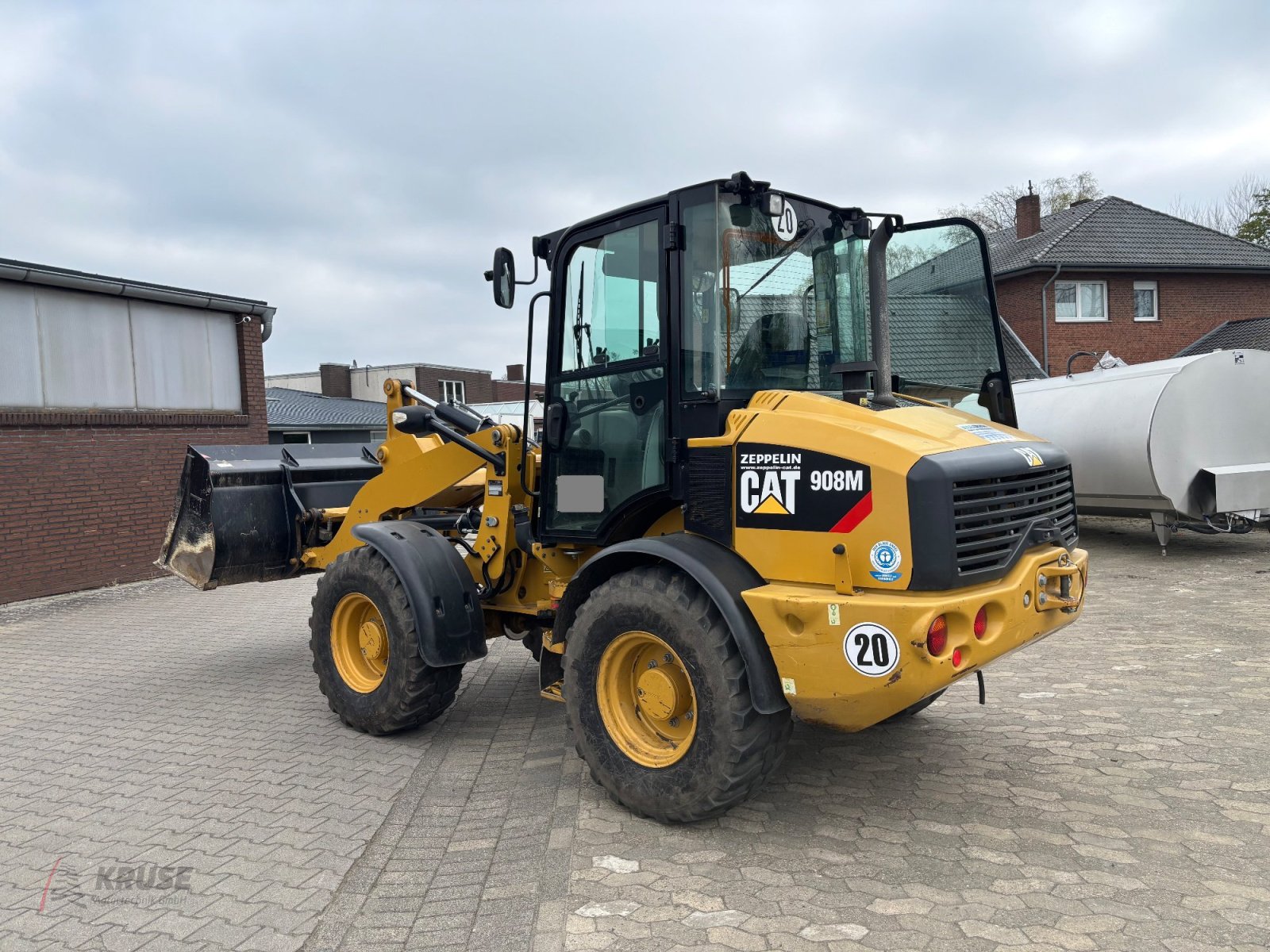 Radlader of the type Caterpillar CAT 908 M, Gebrauchtmaschine in Fürstenau (Picture 2)
