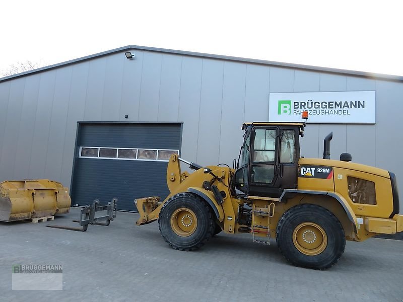 Radlader del tipo Caterpillar CAT 926M mit SW+ (Schaufel+Palettengabel), !!! ERST 2200 Stunden !!!, Gebrauchtmaschine en Meppen (Imagen 1)