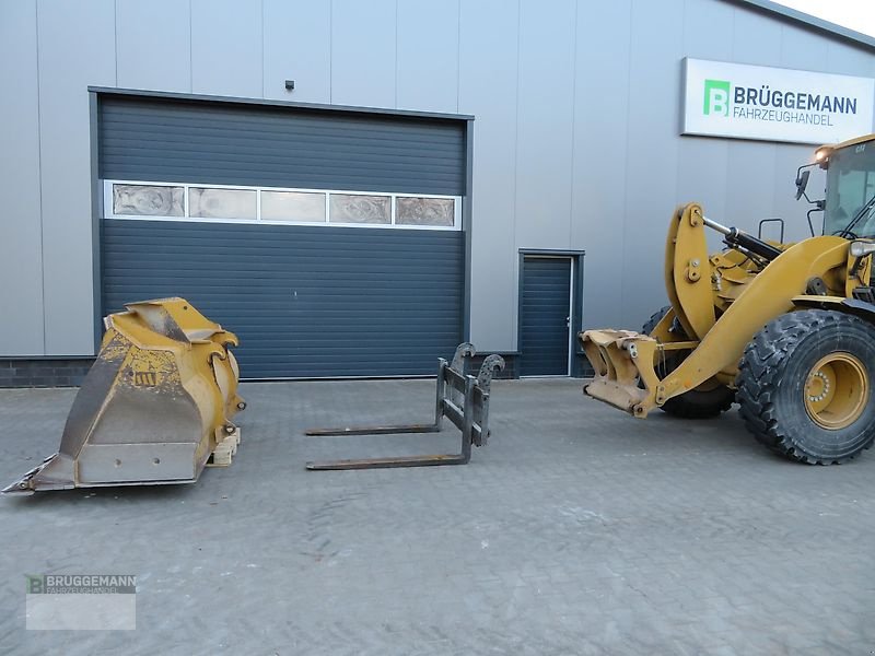 Radlader tipa Caterpillar CAT 926M mit SW+ (Schaufel+Palettengabel), !!! ERST 2200 Stunden !!!, Gebrauchtmaschine u Meppen (Slika 12)