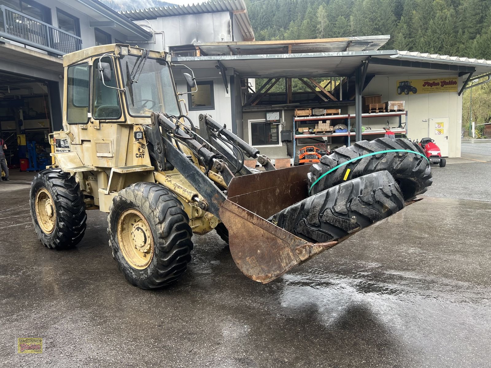 Radlader tip Caterpillar IT12, Gebrauchtmaschine in Kötschach (Poză 3)